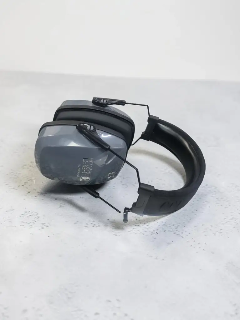 Howard Leight Ear Muffs - View 2