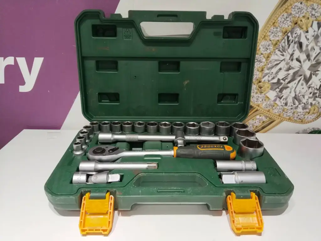 Jadever 24Pc Socket Set - View 4