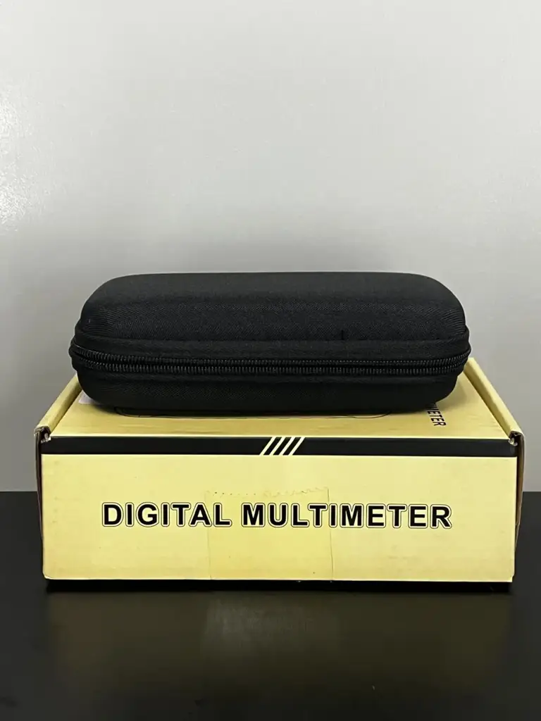 600V Smart Intelligent Digital Multimeter Et8132 - View 2