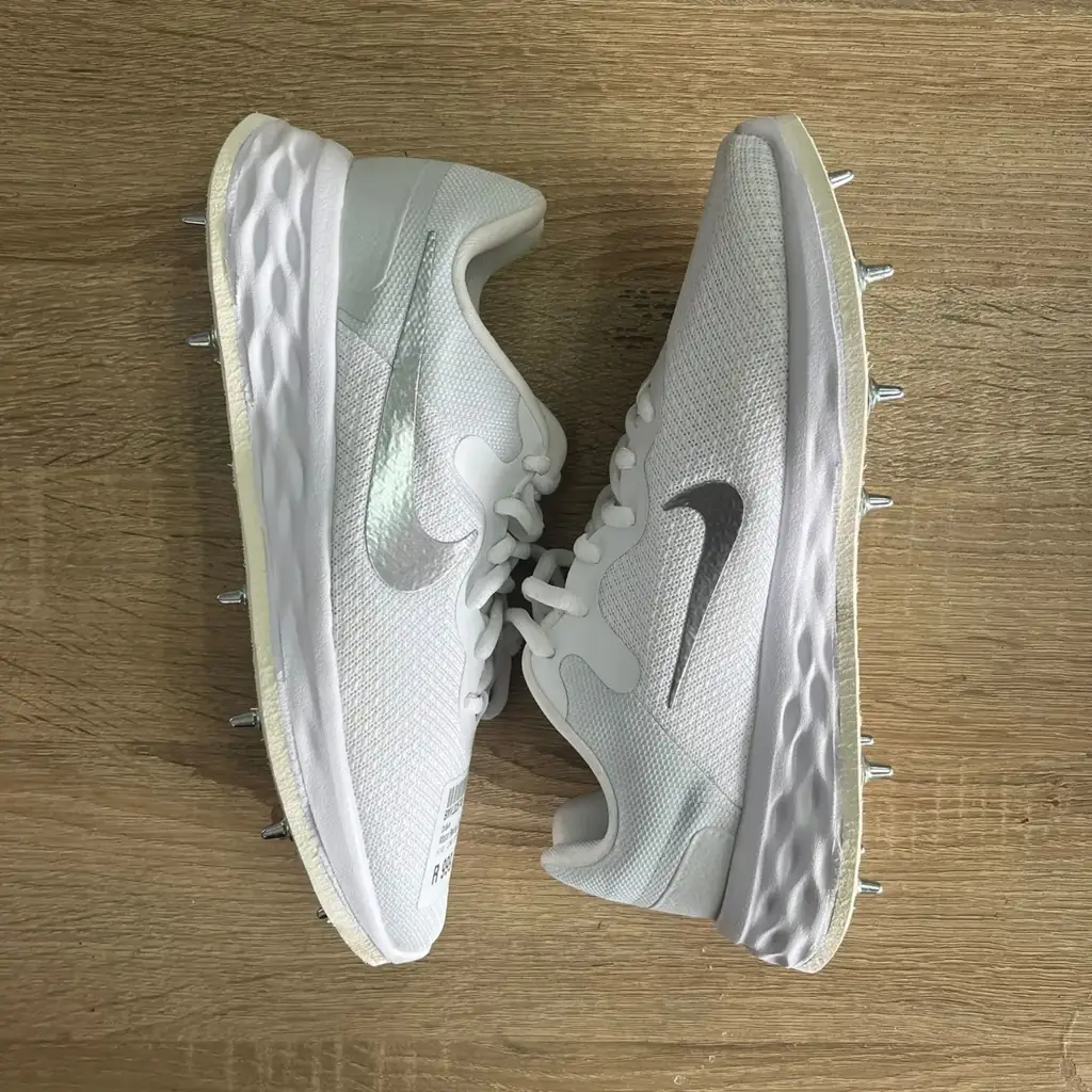Nike | Long Jump |Shoes - View 2