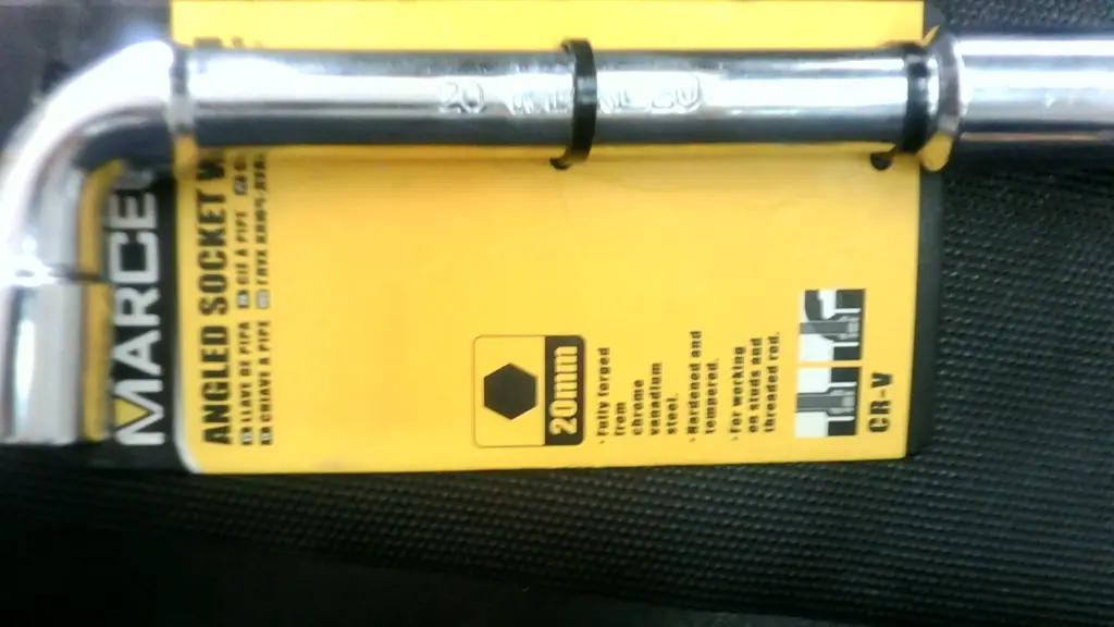 20Mm Angled Socket Wrench