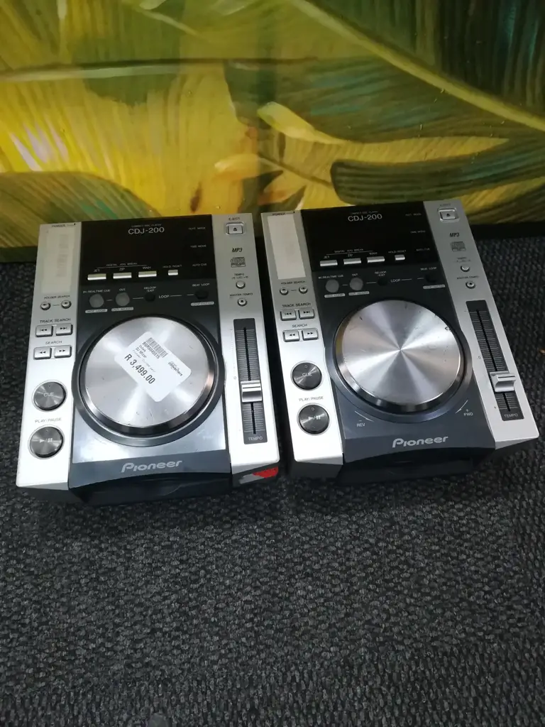 Pioneer Cd-J Pair