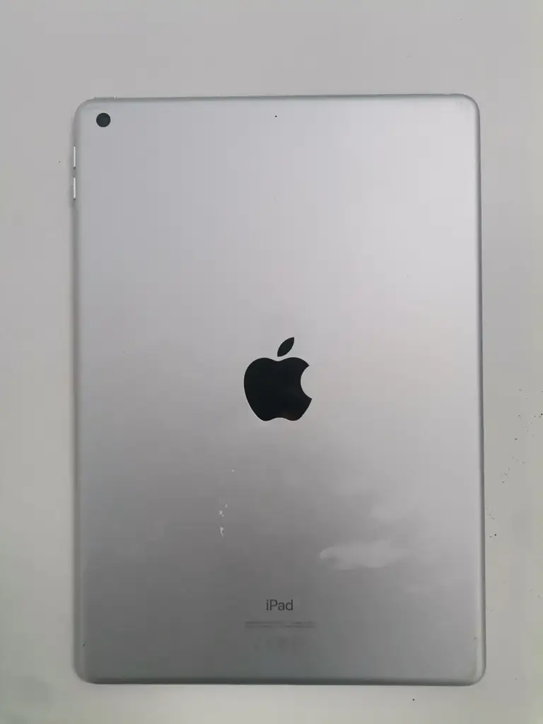 Apple Ipad 8Th Generation Wifi (32Gb) Pre-Owned - View 2