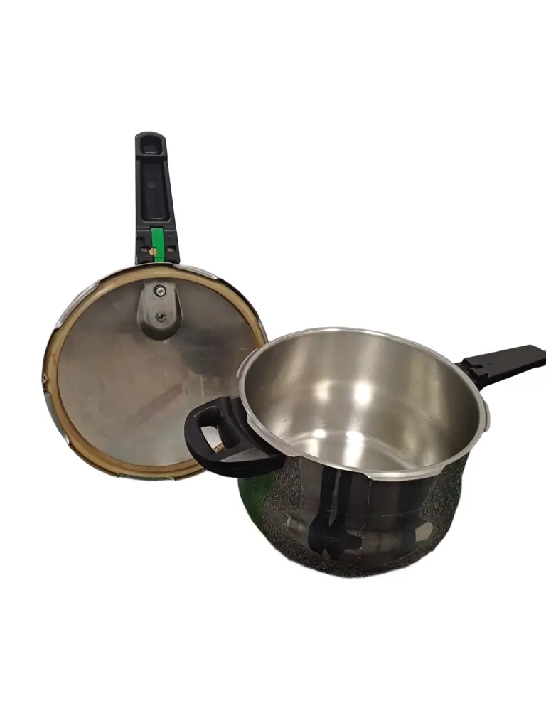 Fagor Pressure Pot - View 2