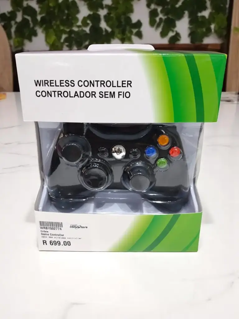 Xbox 360 Wireless Controller - View 2