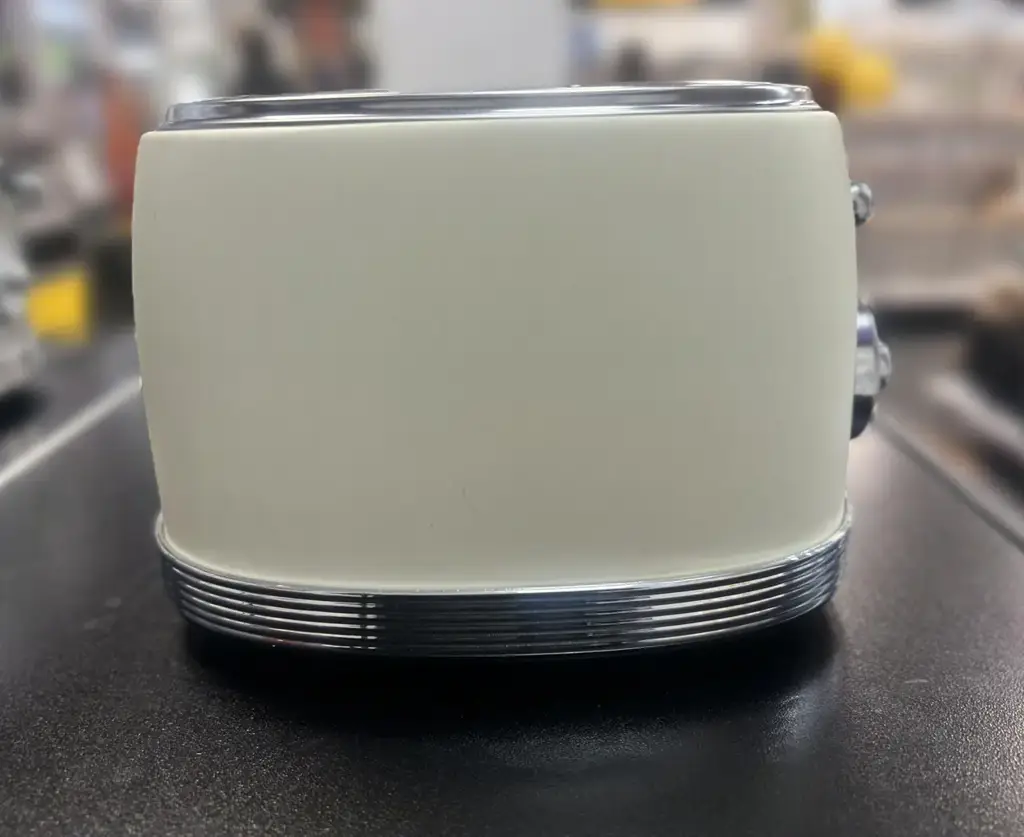 Totally Home 2-Slice Toaster Bt-703 - View 4