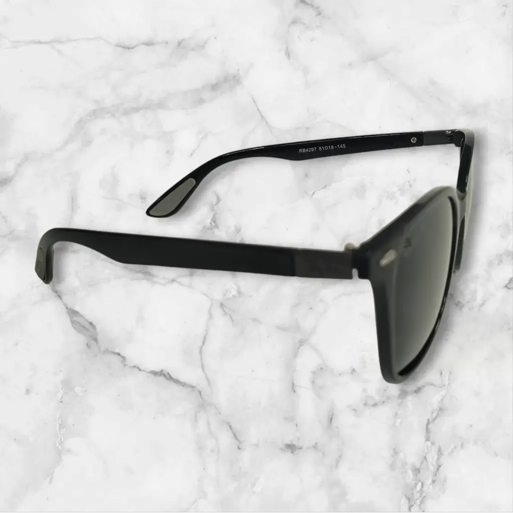 Ray-Ban Rb4297 - View 2