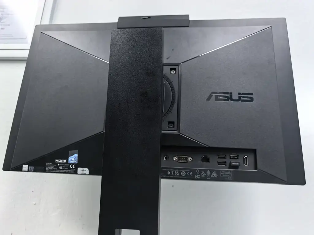 Asus Expertcenter E5 Aio 24 Core I5 8Gb 512Gb Ssd 23.8" Fhd Pc - Black - View 3