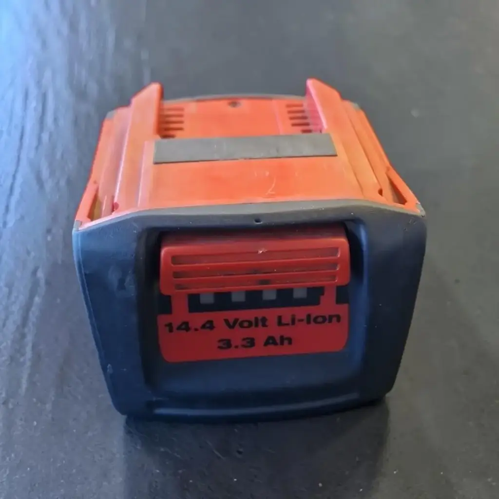 Hilti B14/3.3 Cordless Tool Battery - View 2