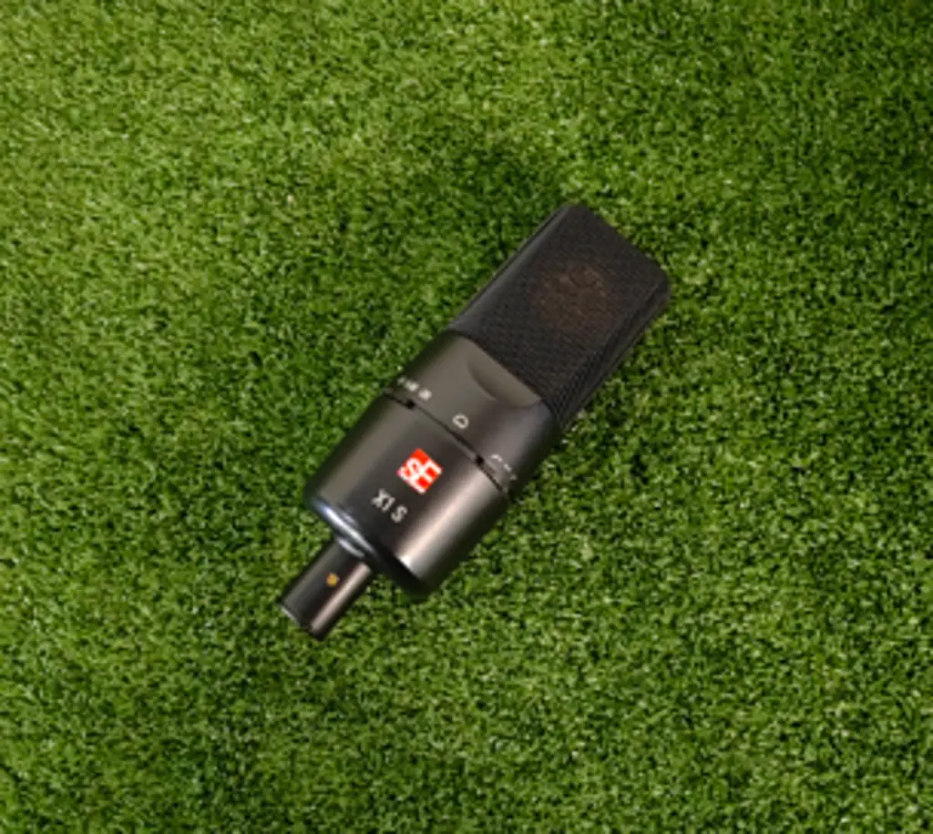 Se Electronics X1 Condenser Microphone