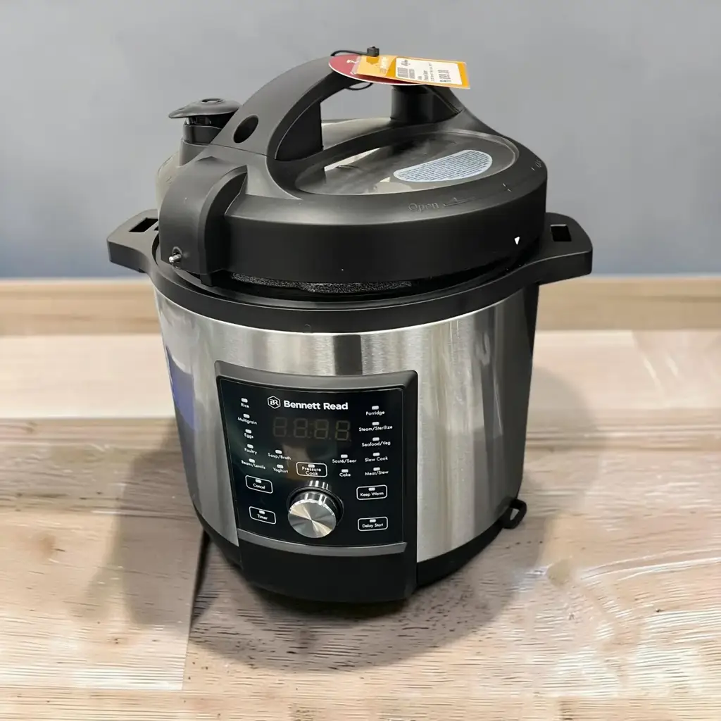 Bennet Read Chef 6 10-In-1 Pressure Cooker