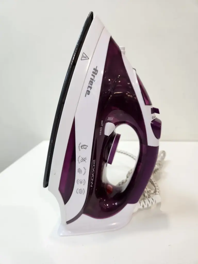 Ariete 2000W Steam Iron