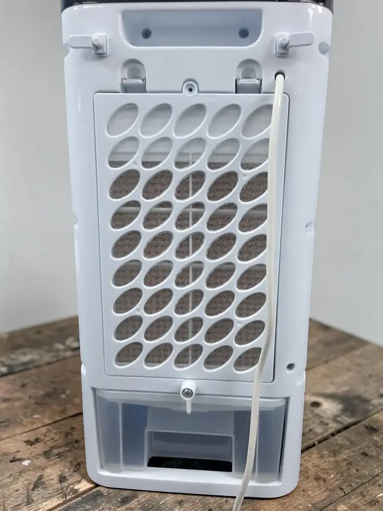 Goldair Gac-80 Portable Air Cooler - View 2