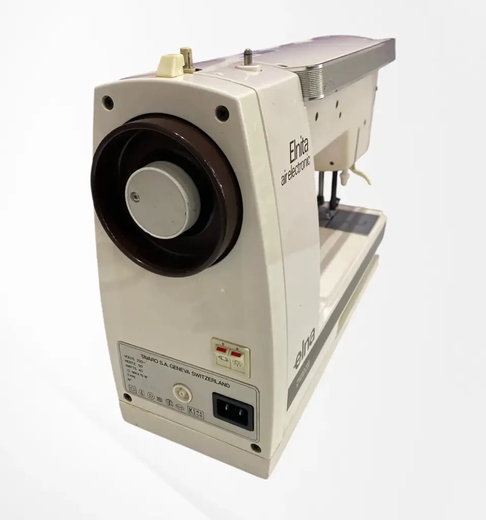 Elna Elnita Zz "Air Electronic Sewing Machine. - View 2