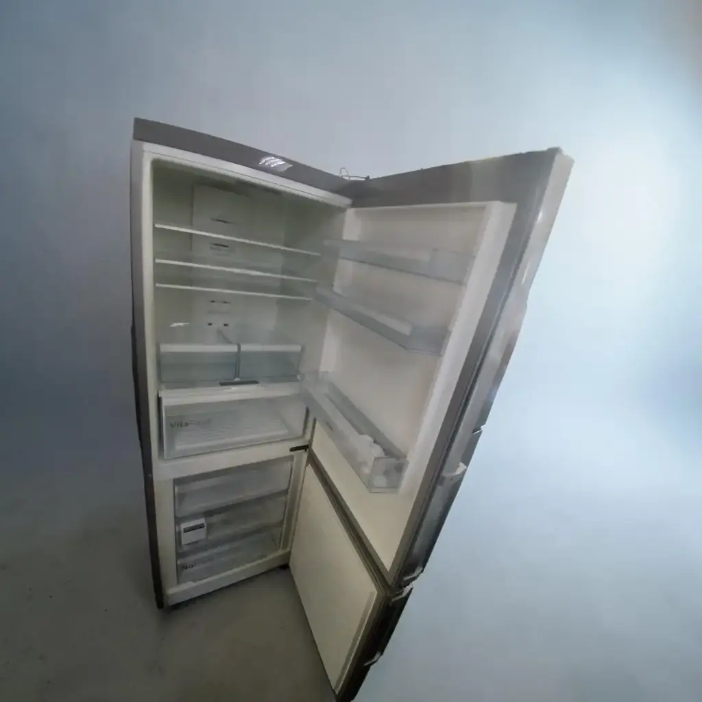 Bosch Fridge Kgn46xl30z