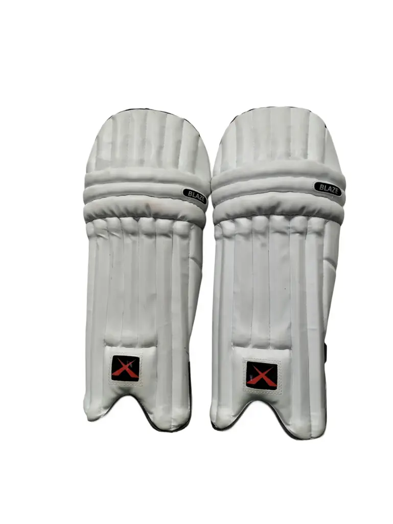 Maxed Blaze Cricket Pad