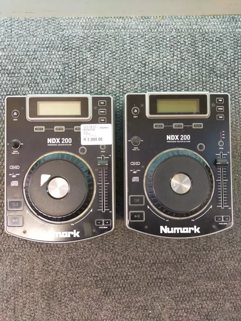 Numark Ndx200 Performance Ready Tabletop Cd Player Pair