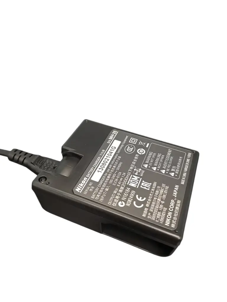 Nikon Mh-25 Battery Charger - View 2
