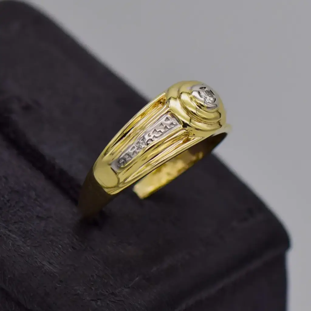 9ct Yellow Gold Dress Ring - View 2