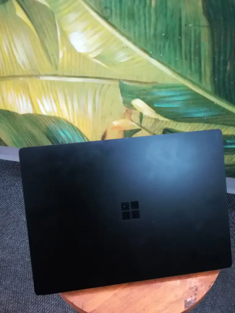 Microsoft I7 10Th Gen - View 3
