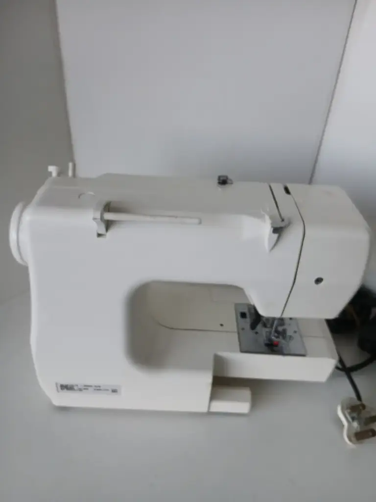 Nina Jem Gold Sewing Machine - View 2
