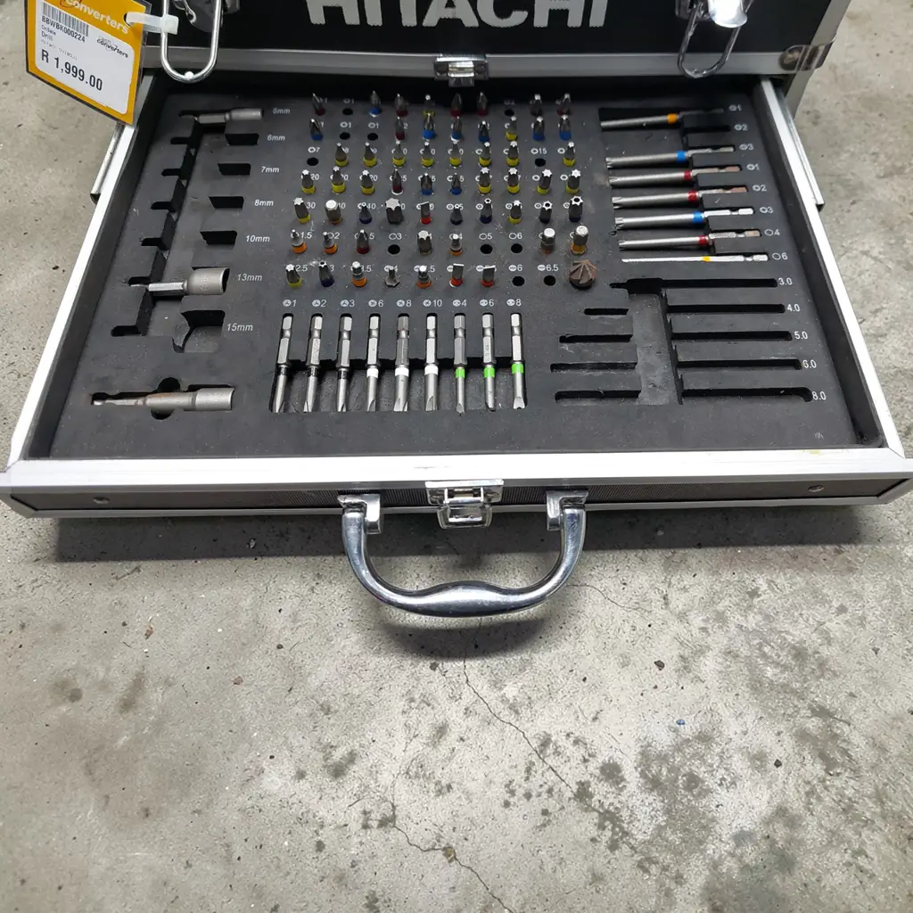 Hitachi Dv18djl Cordless Drill Driver + Alucase With 100 Acc. - View 2