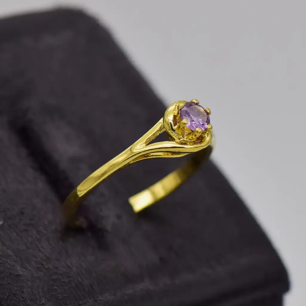 18ct Yellow Gold Dress Ring - View 2