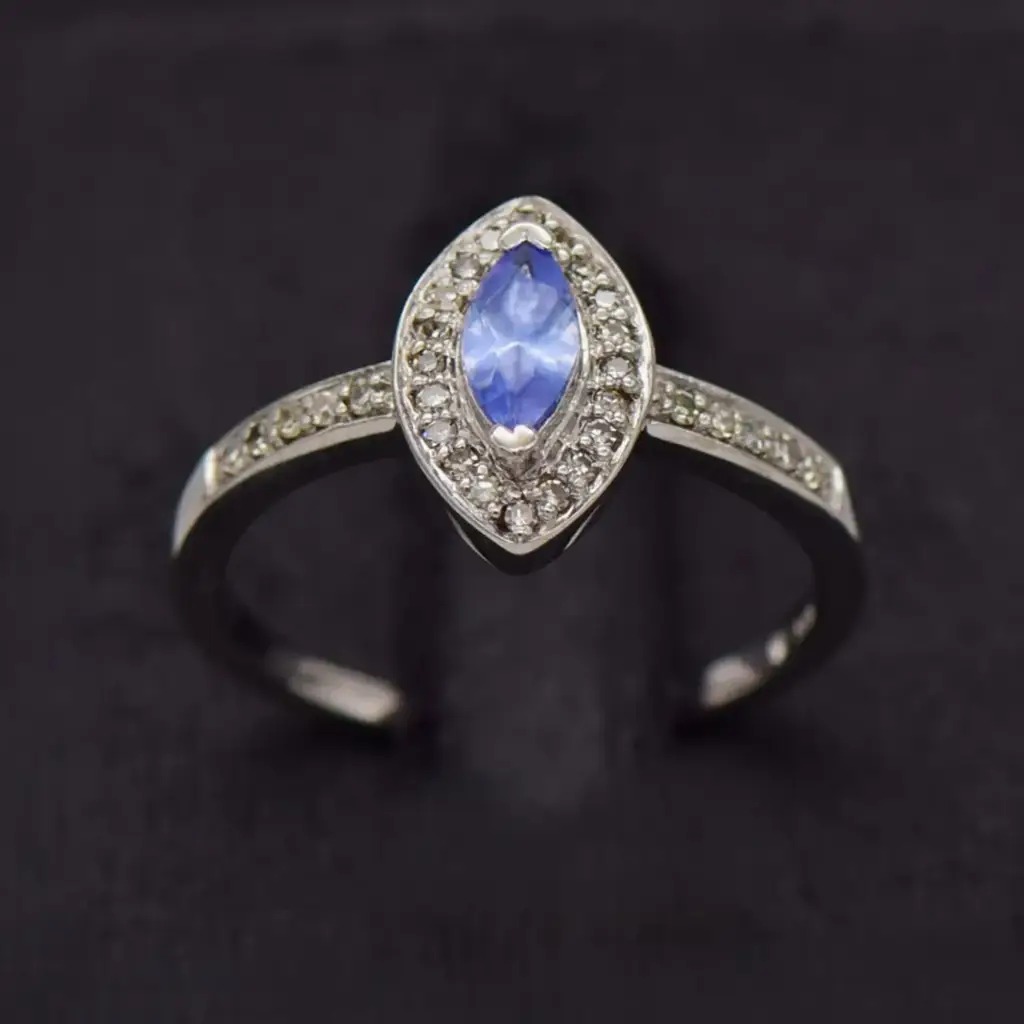 9ct White Gold Engagement Ring