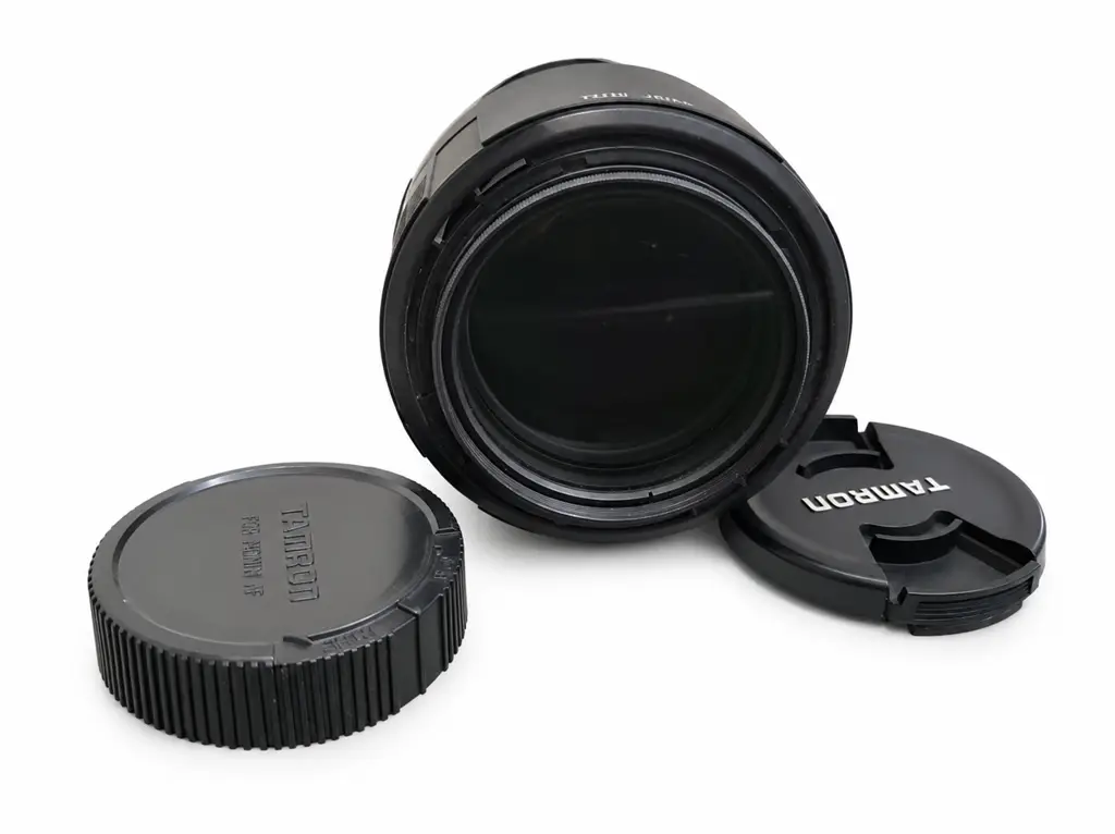 Tamron Af 70-300Mm Tele-Macro 1:2 Lens - View 3