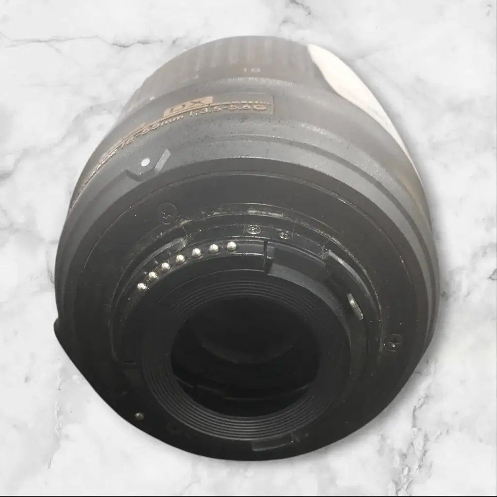 Nikon Dx - View 4