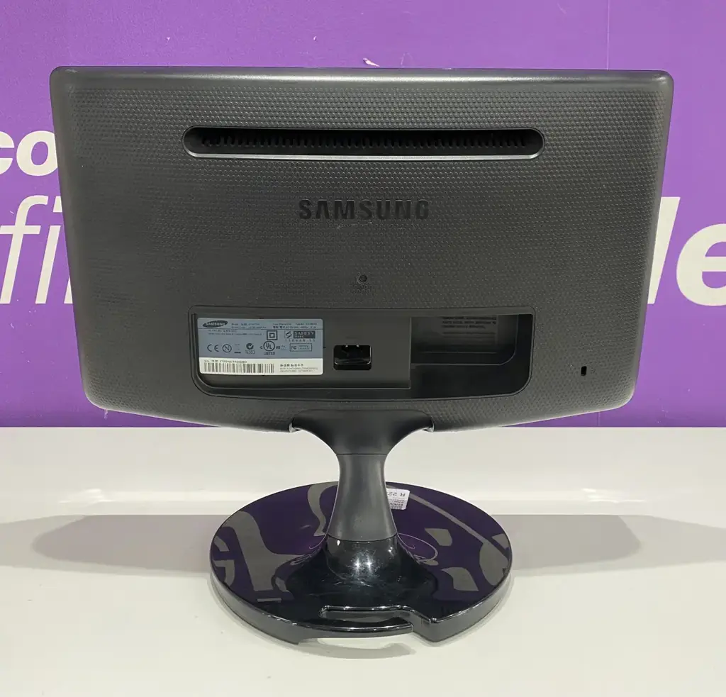 Computer Monitor. - View 2