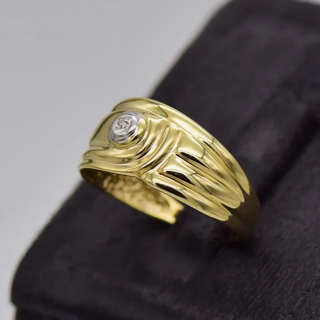9ct Yellow Gold Dress Ring - View 3