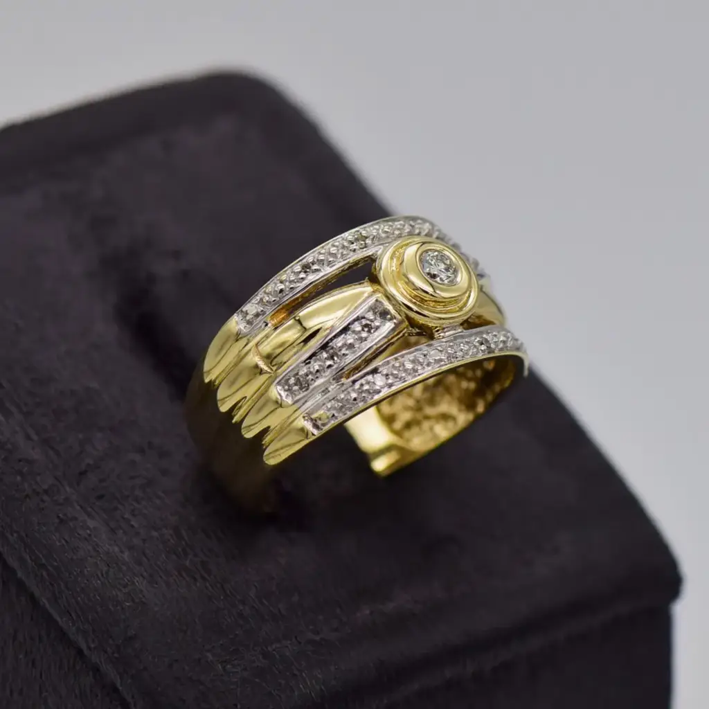 9ct Yellow Gold Dress Ring - View 2