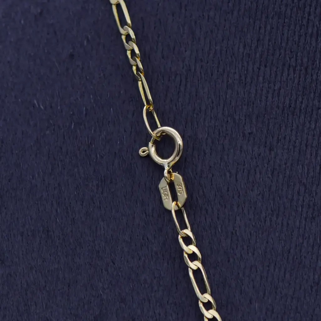 8ct & 9ct Yellow Gold Chain & Pendant - View 4