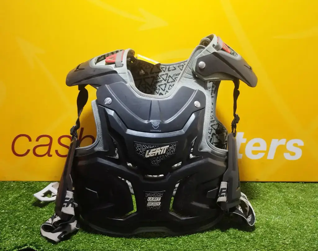 Leatt Body Protector - View 2