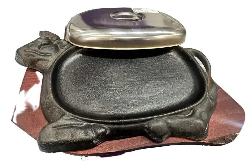 Steak Plate With Wooden Base - View 2