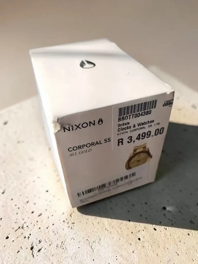 Nixon Corporal Ss 17B All Gold Watch - View 3
