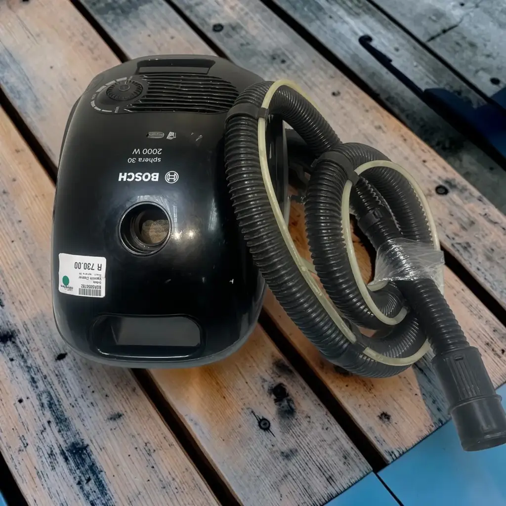 Bosch 2000 W Sphera 30 Vaccum Cleaner