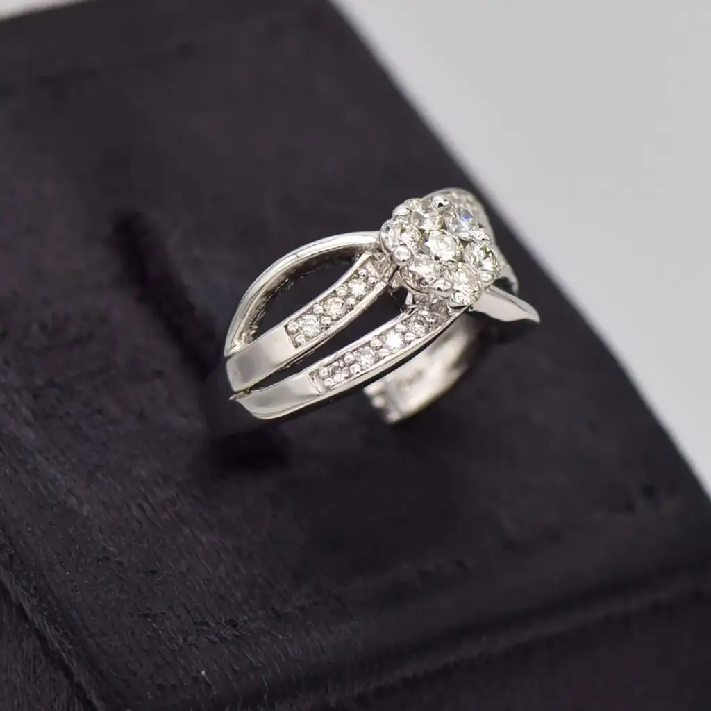 18Ct White Gold Dress Ring - View 2