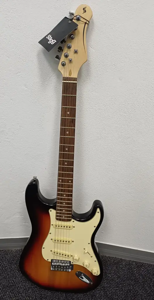 Stagg Ses-30 Standard S Series Electric Guitar