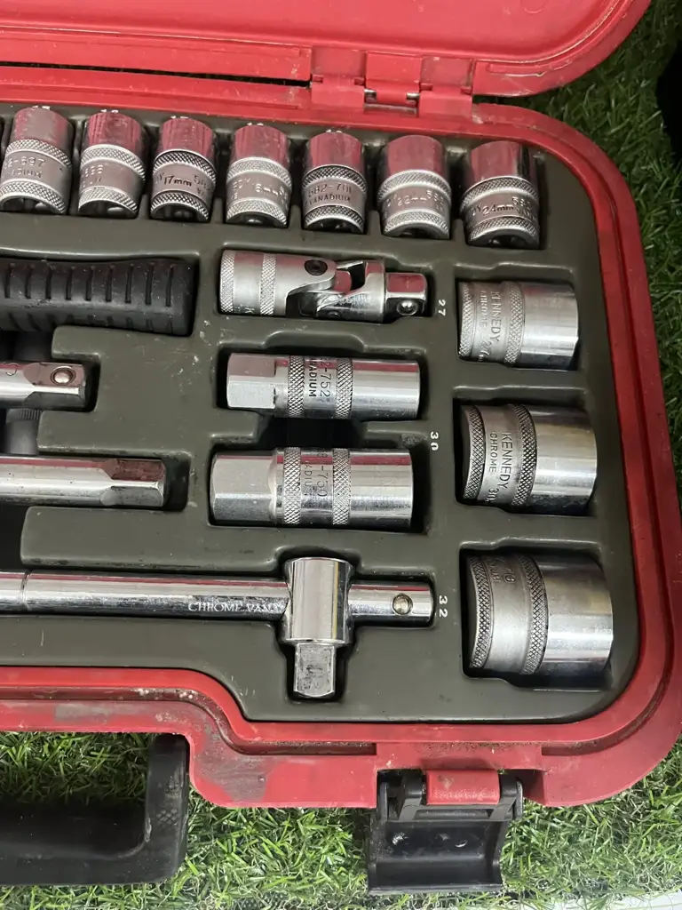 Kennedy 25Pc 12Inch Sq Dr Metric Socket Set - View 3