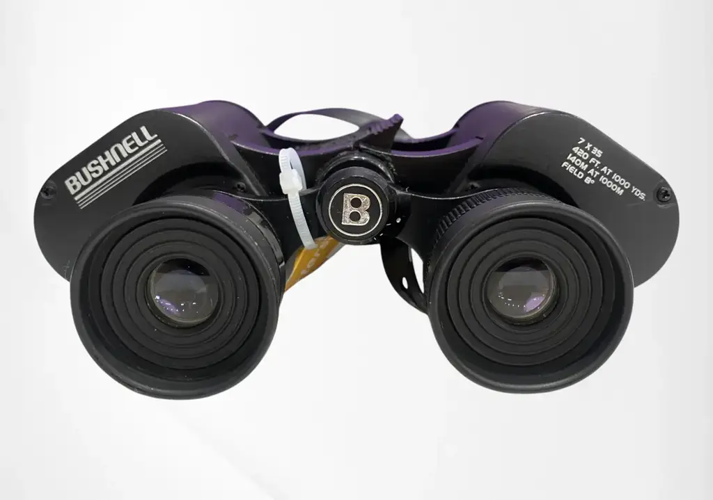 Bushnell Falcon 7X35 Instafocus Binoculars. - View 2