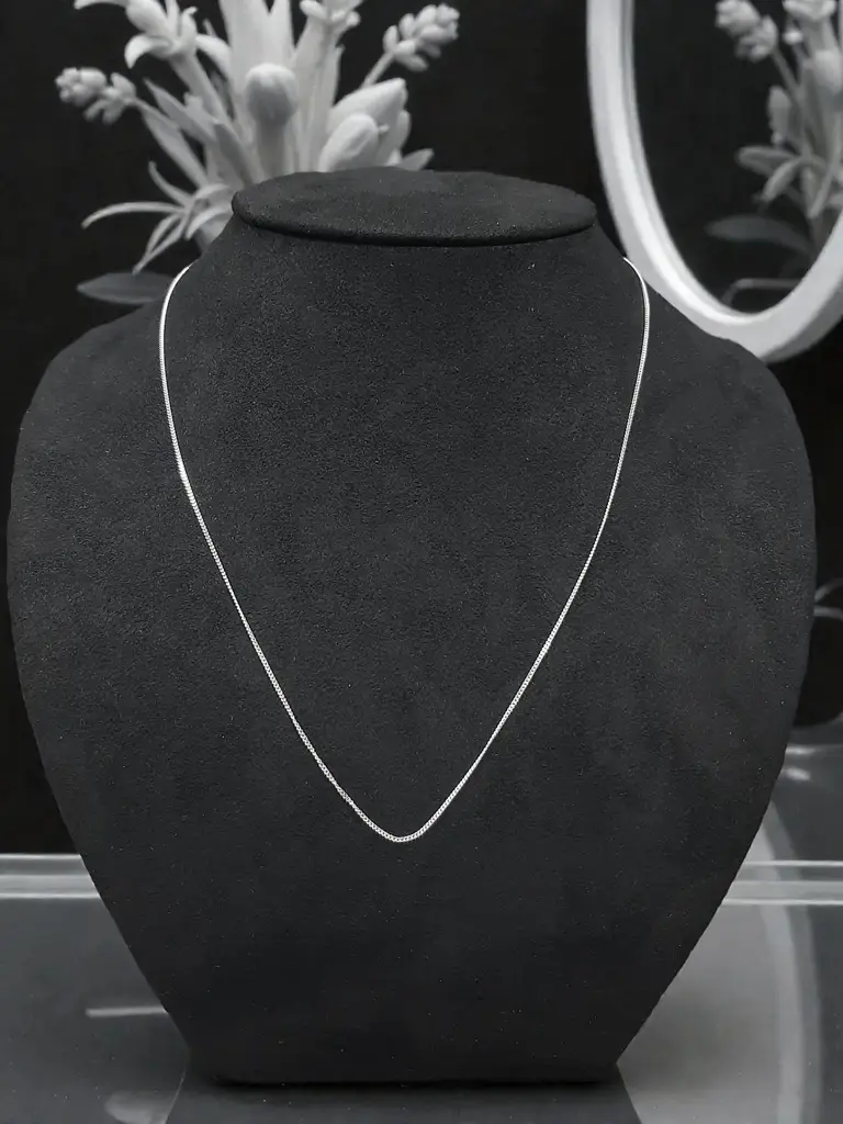 Silver Chain (M15513.45+5)