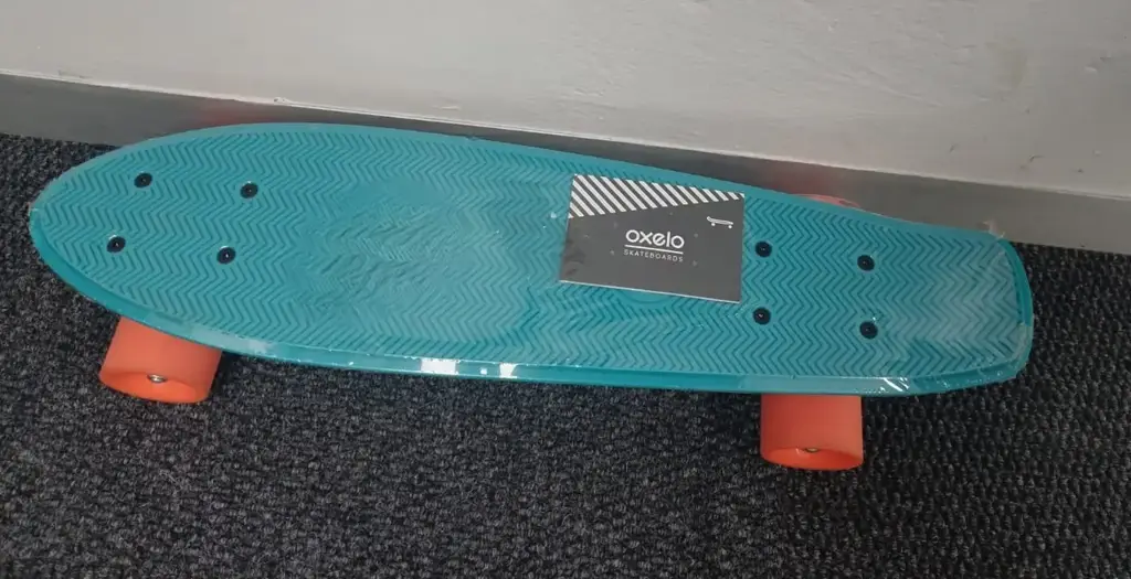 Decathlon Yamba 100 Cruiser Skateboard - View 3