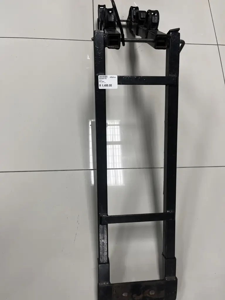 Holdfast 3 Bike Rack - View 2