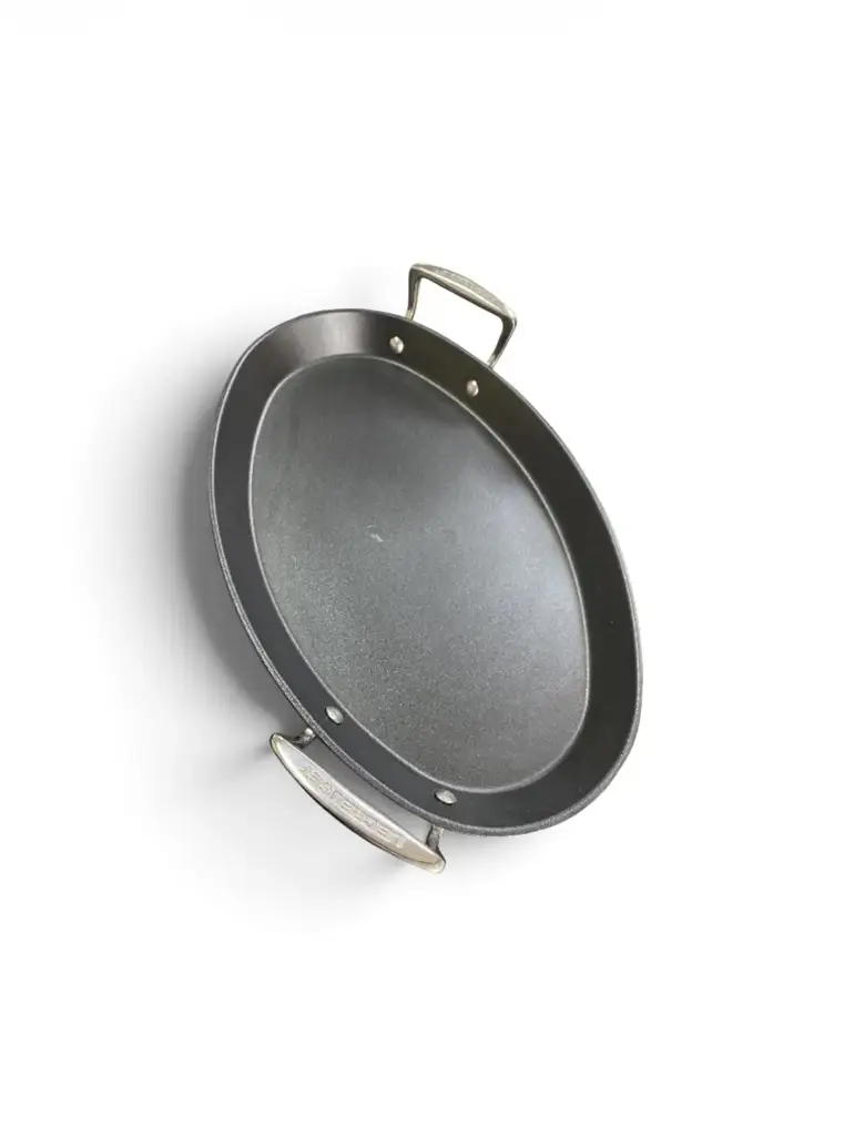 Le Creuset Oval Fish Pan - View 3