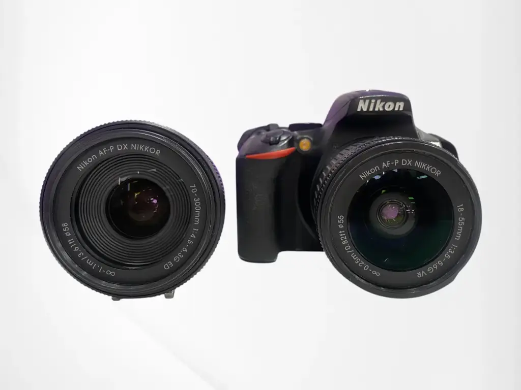 Nikon D5600 Camera With Two Lenses.