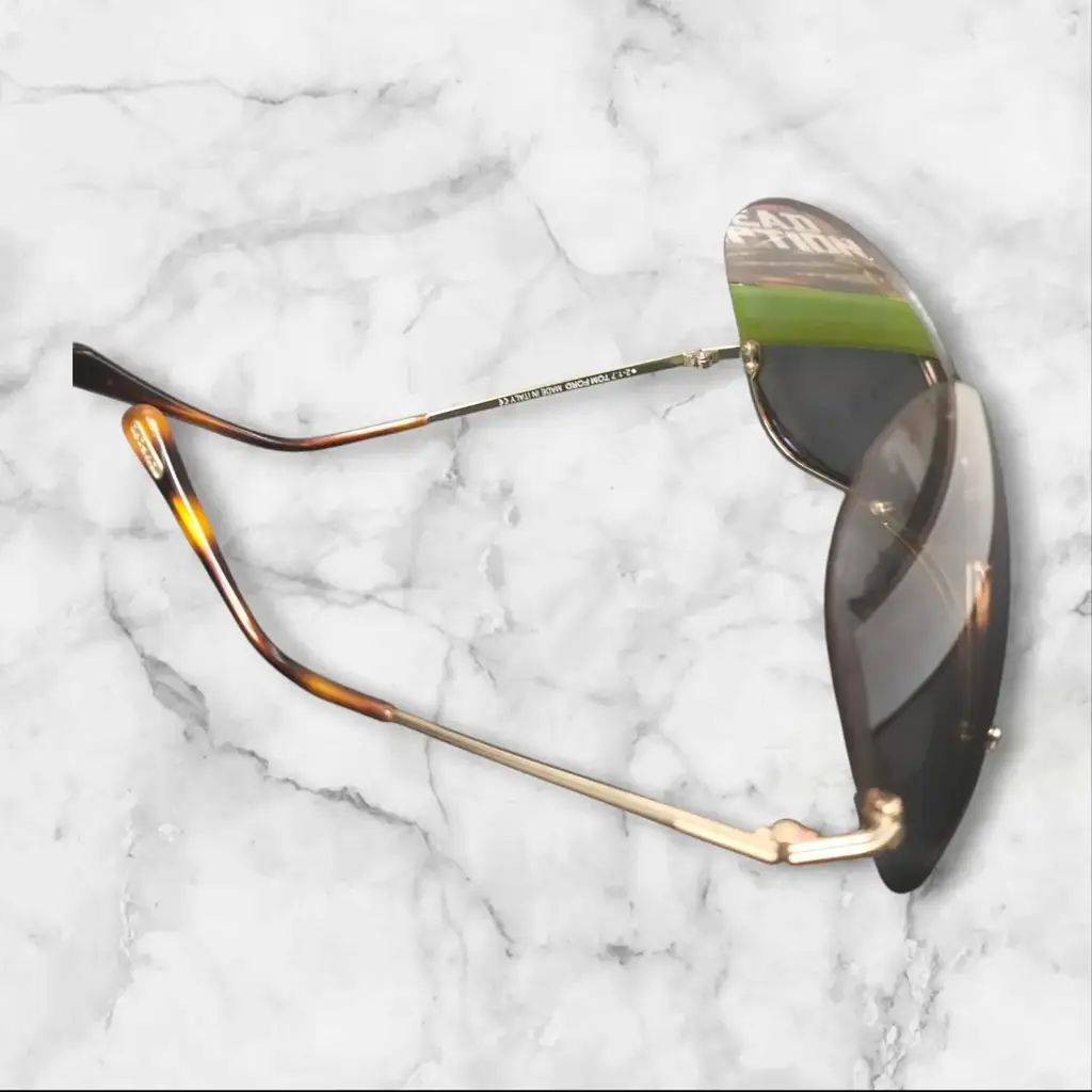 Tomford Tf915 - View 2