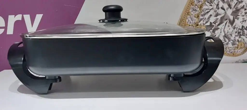 Russell Hobbs Electric Frying Pan