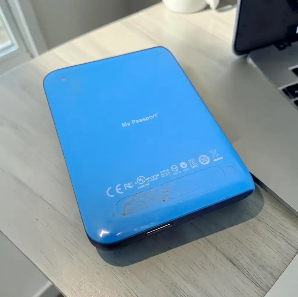 Wd My Passport 500Gb Portable External Hard Drive (Hdd)
